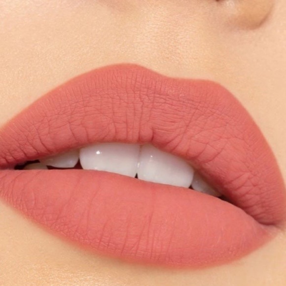 Kylie Cosmetics Au Naturel Lip Blush & Lip Liner